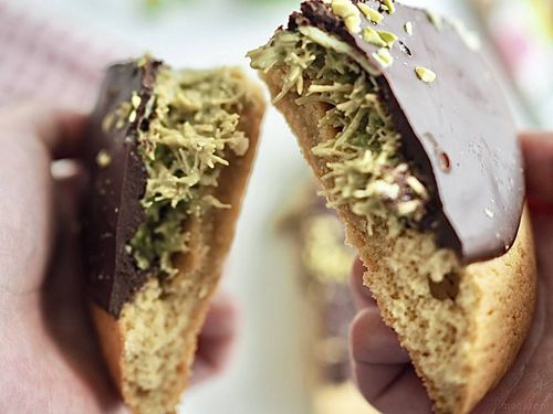 驚愕の1,000kcal超え！GUILTY’S「ドバイチョコクッキー」のパリとろ食感が罪深い