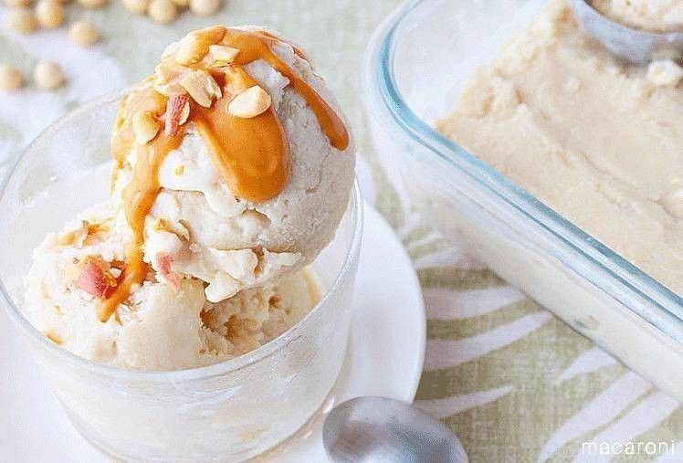 器に盛られた豆乳アイス