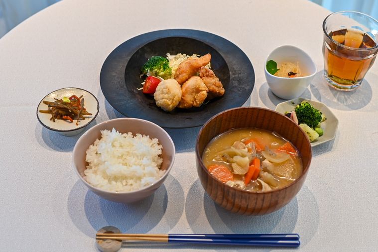 料理が並んでいるところ