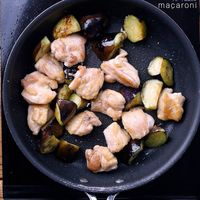 【作り方】鶏ももとなすとピーマンの甘辛炒め