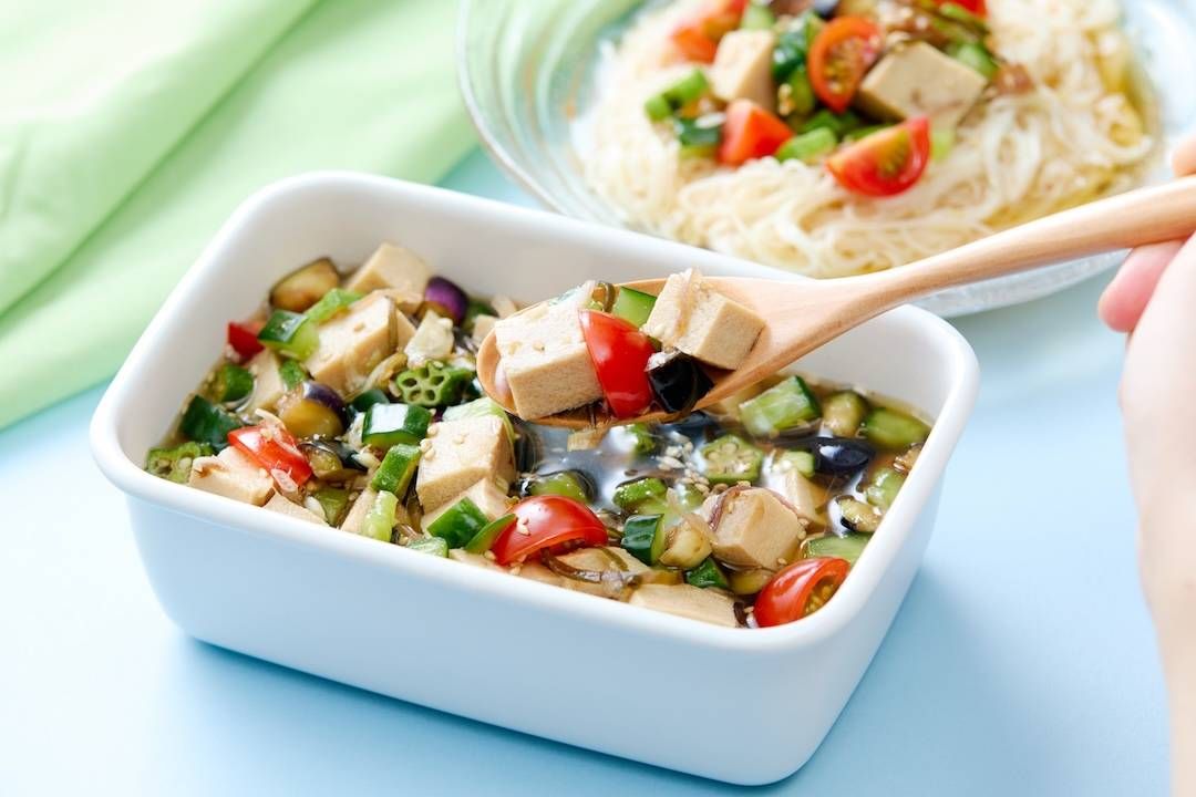 夏野菜と高野豆腐のめんつゆ漬け