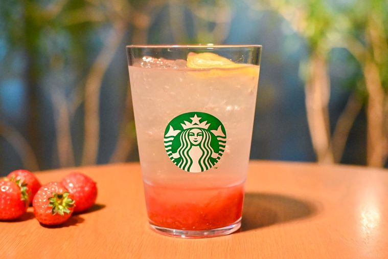 ソーダを正面から