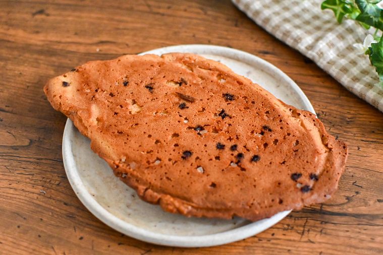 お皿にのせたクロッキーのアップ