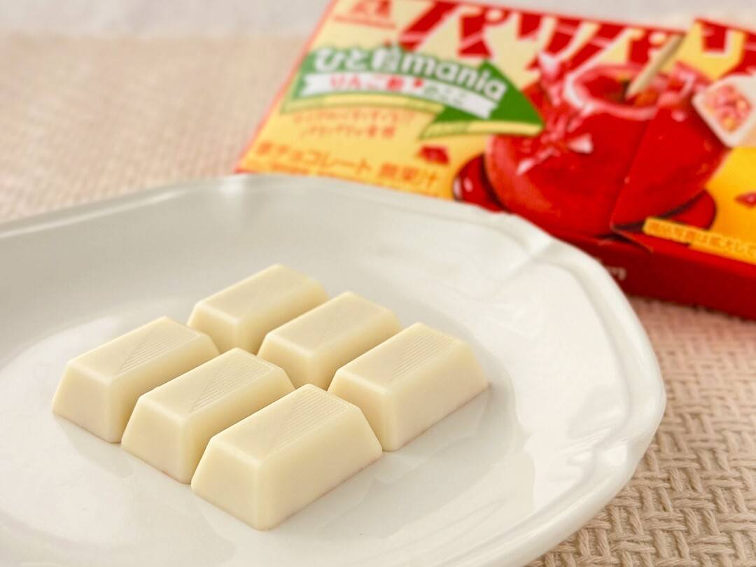 SNSで話題のお菓子「りんご飴のここ」が新食感！ホワイトチョコの中に
