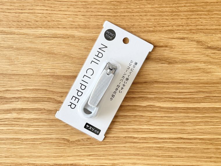 キャンドゥモノトーン爪切り シリコーンカバーのパッケージ