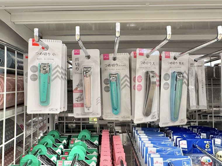 ダイソーの爪切り売り場