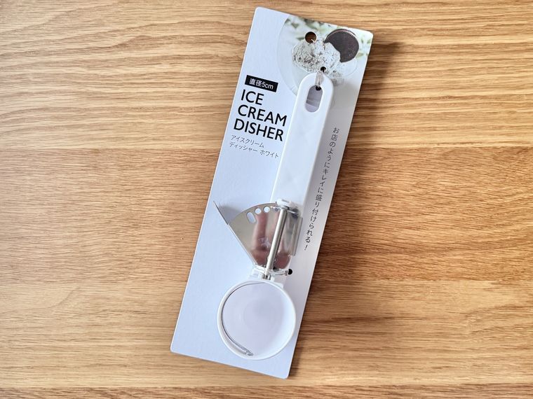セリアアイスクリームディッシャー ホワイトのパッケージ