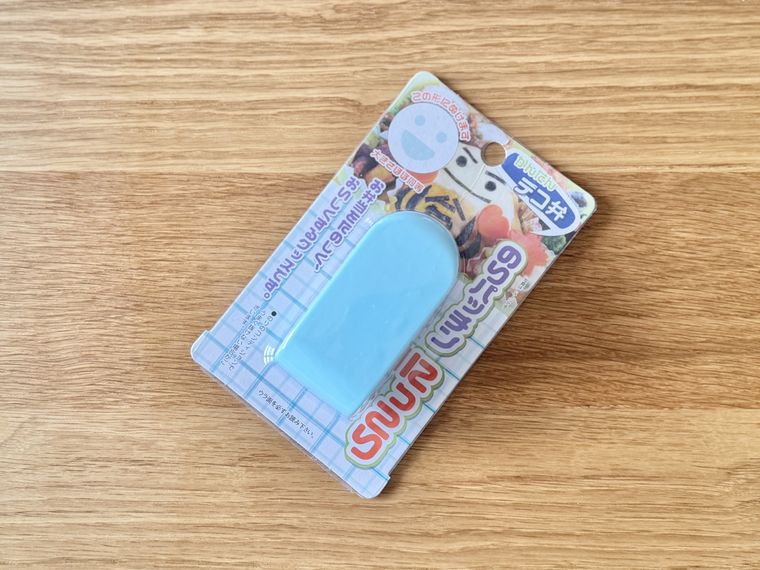 セリアのりパッチン にっこりのパッケージ