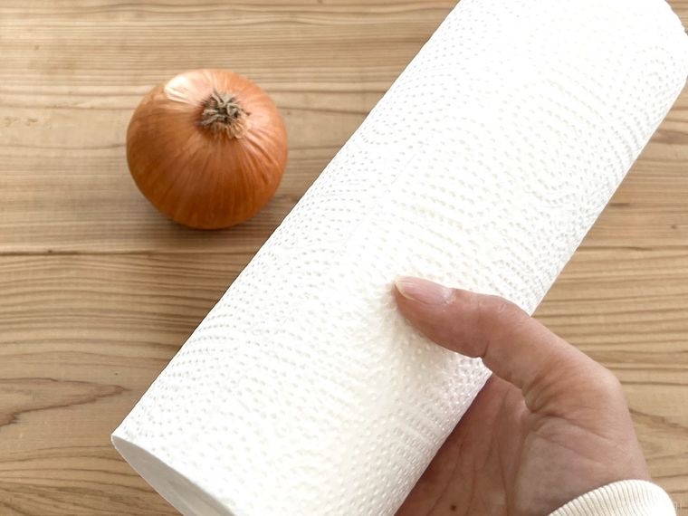 玉ねぎとキッチンペーパー