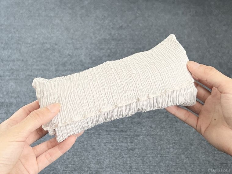 カットソーをたたんだ様子