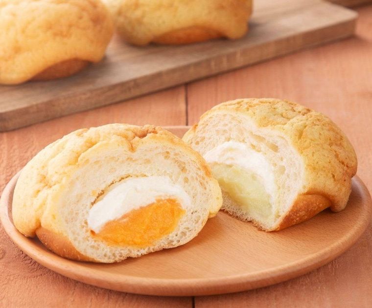 4. 北海道生メロンパン