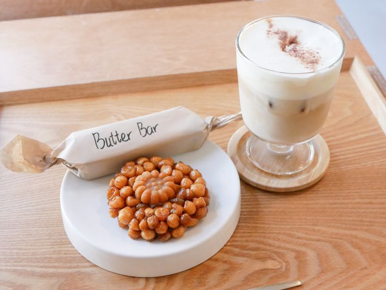 METDORU CAFEのドーナツトッピングオランダ