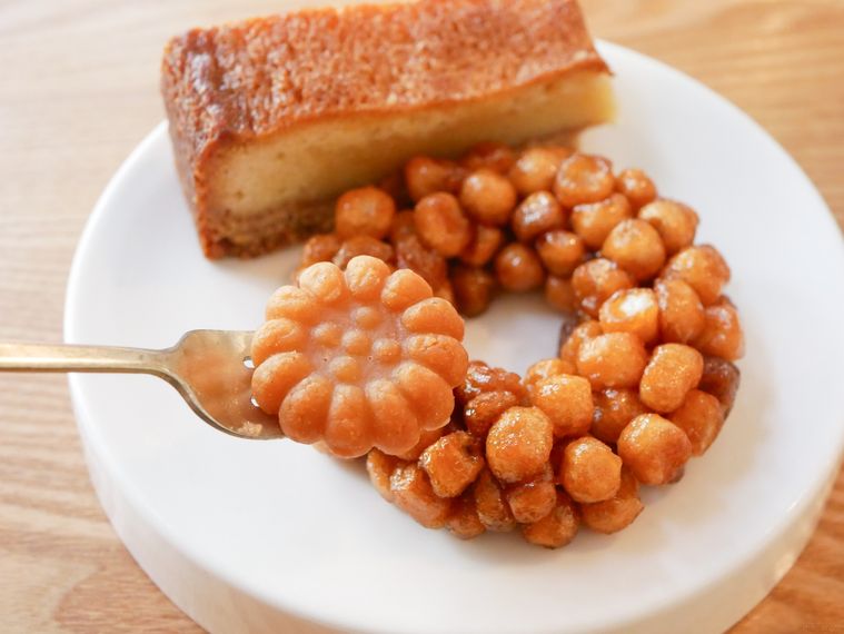 METDORU CAFEのドーナツトッピングオランダ