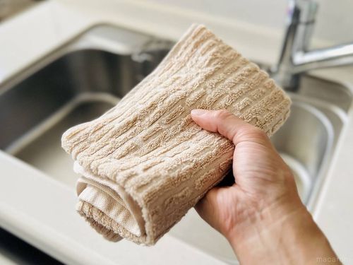「キッチンの手拭きタオル、やめてよかった」たった100円で解決した台所のモヤモヤ