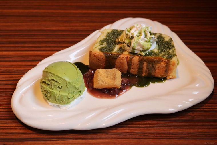 抹茶シフォンとアイスクリーム