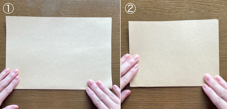 チラシを折ってゴミ箱を作っている写真