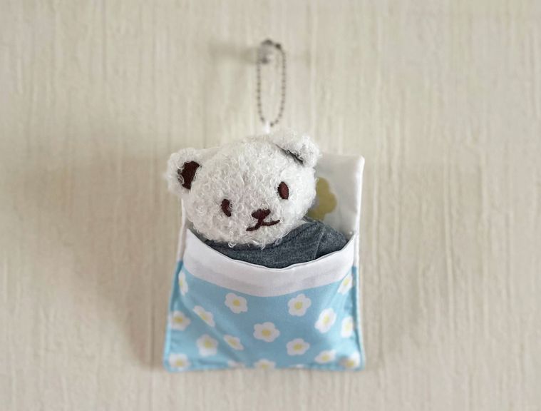 セリアのお出かけおふとんにぬいぐるみを収納