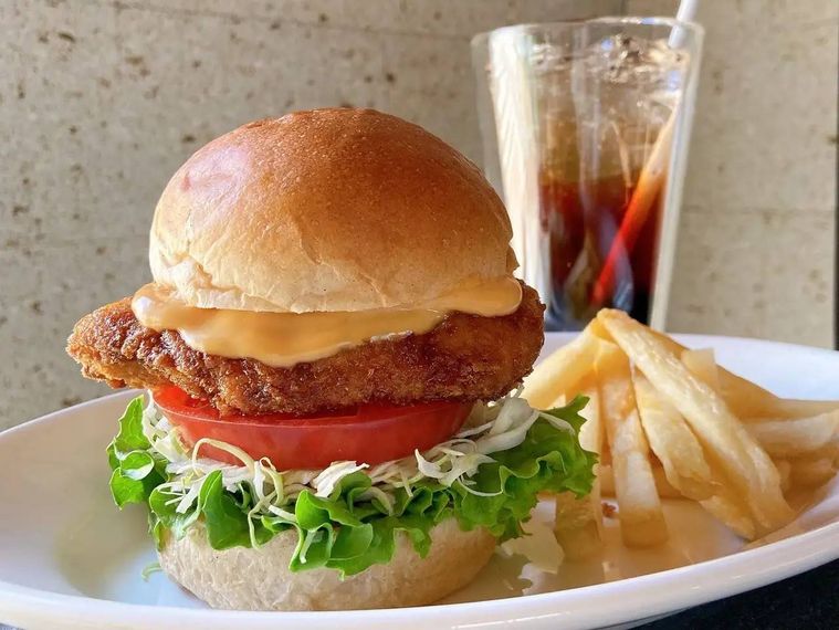 NATUREVERSE キッチン「かるカツバーガー」