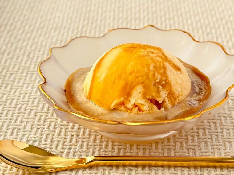 7プレミアム 紅茶ポーションアールグレイをかけたバニラアイス