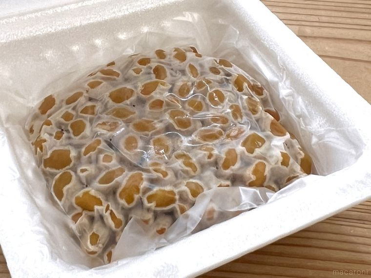 フィルムがかかった納豆