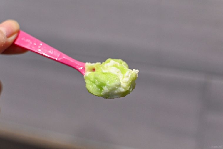 スプーンですくったアイスのアップ