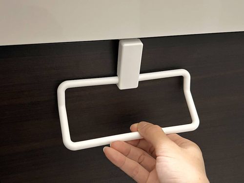 タオルハンガーがズレる。解決策にダイソーのあれが使えたプチストレス解消