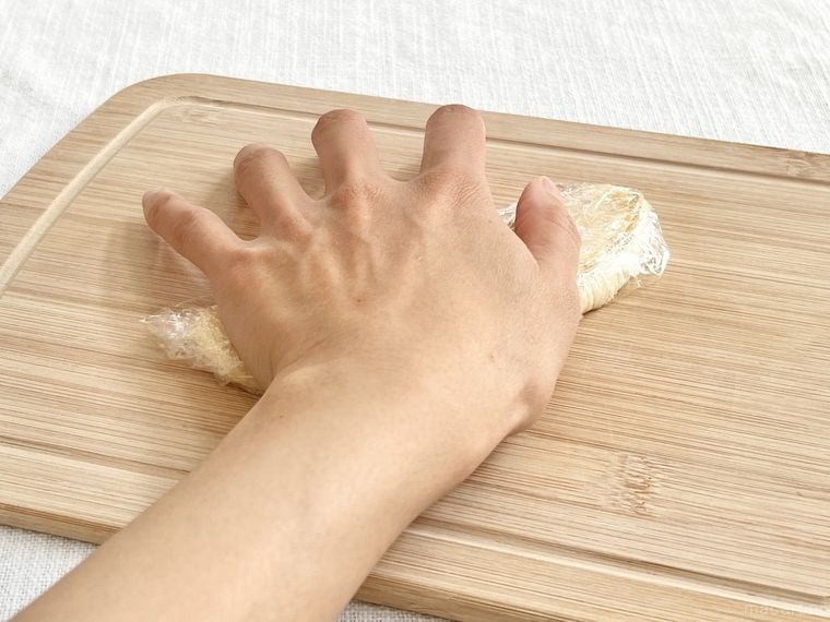 バナナをつぶしている様子