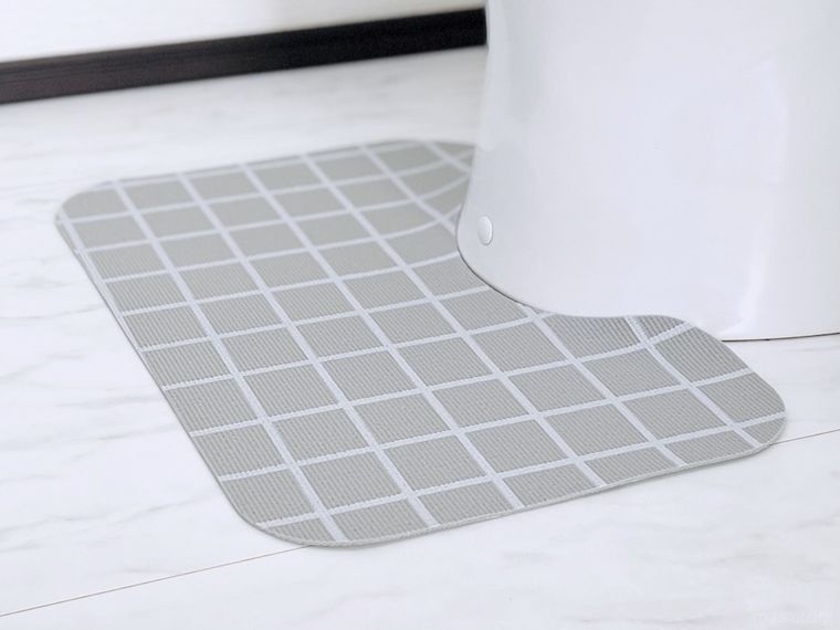 拭ける素材のトイレマット