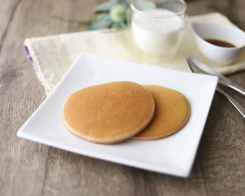 混ぜて焼くだけ15分栄養士の卵なしプロテインパンケーキ