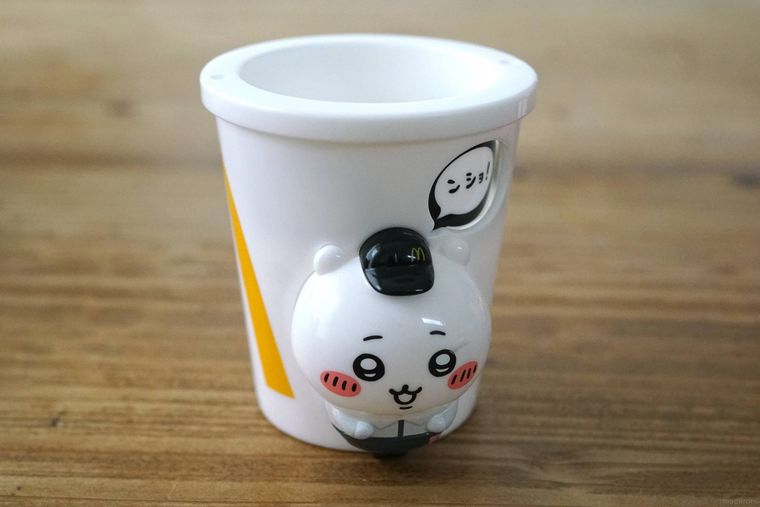 「ちいかわのドリンクカップペンたて」のイメージ