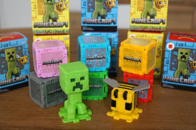 「ハッピーセット®『マインクラフト ザ・ムービー』」のイメージ