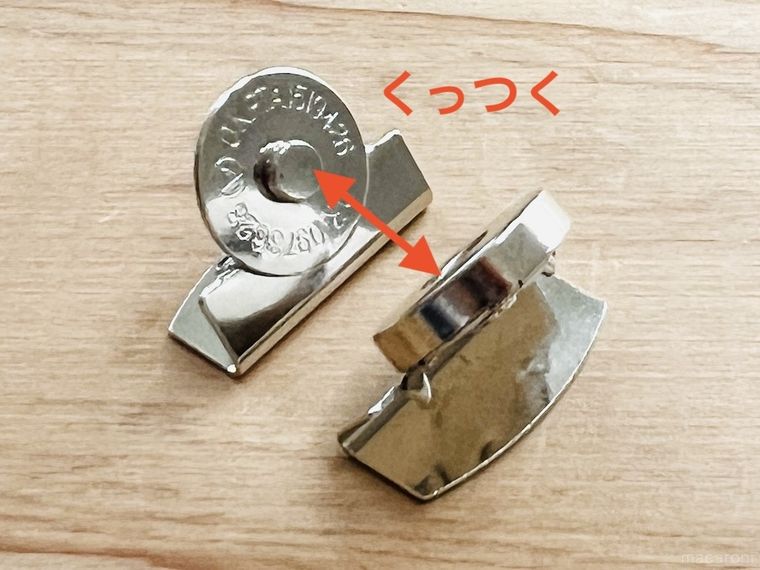 セリアの「マグネットホック へり留めタイプ」