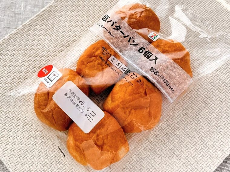 7プレミアム 塩バターパン 6個入のパッケージ