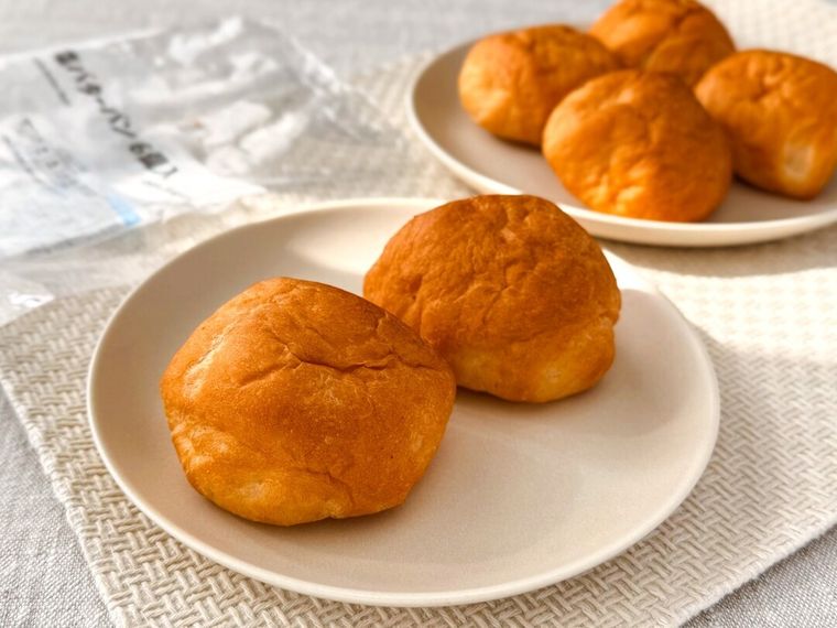 7プレミアム 塩バターパンが並んでいる様子