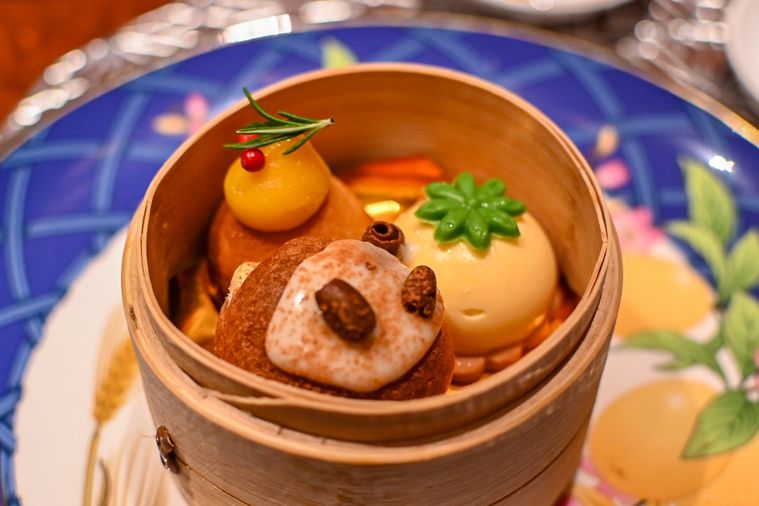 レモンケーキ、クレームパフ、ムースの集合