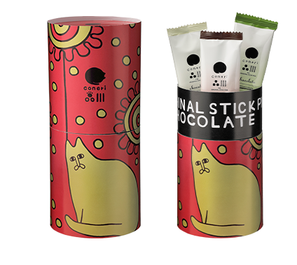 こねり3種のアソート 金色のネコのパッケージと中身を立てて並べている