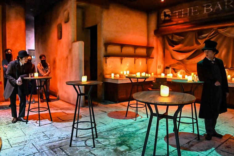 シャーロック・ホームズとワトソンの酒場のシーン