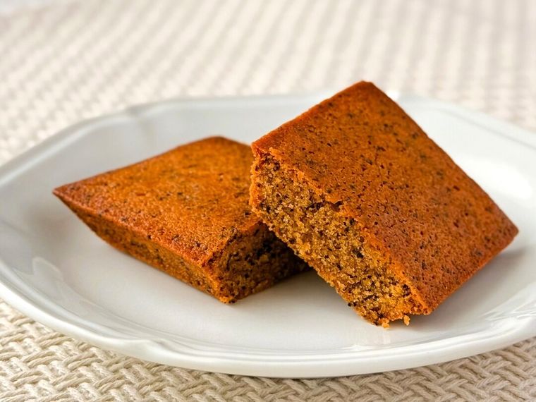 紅茶フィナンシェの断面