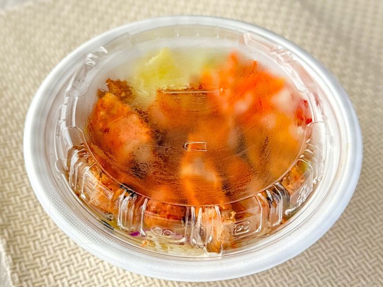 チキンケバブ丼のパッケージ