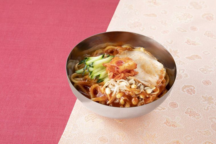 セブンイレブンマシッソ韓国イチ推しグルメ全16品を紹介。第1弾はコグマからコプチャンまでの画像