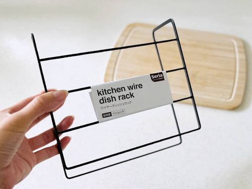 ベストなまな板置きついに見つかる。セリアのディッシュラックを使う方法に調理台を邪魔しないただし