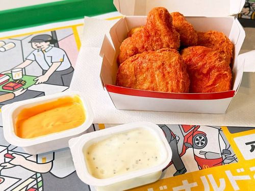 マクドナルド「スパイシーチキンマックナゲット」を2種の新ソースで食べ比べ！今年も熱い季節が到来