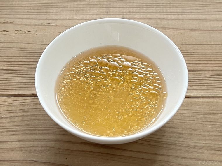 油が浮いたスープ