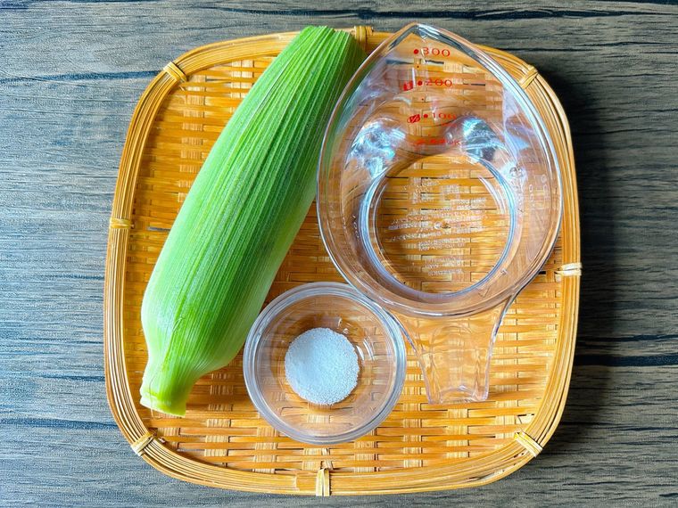 とうもろこし、塩、水