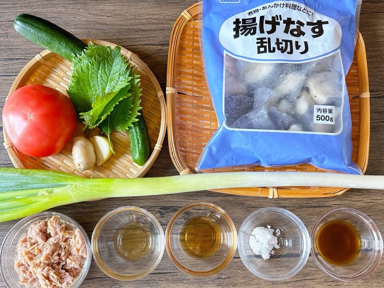 揚げなすのバンバンジーサラダの材料