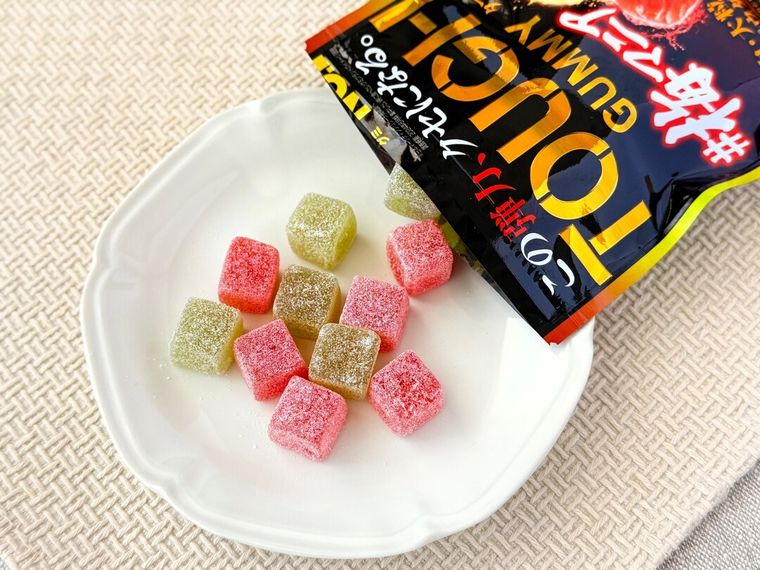 タフグミ 梅マニアのパッケージを開けた様子