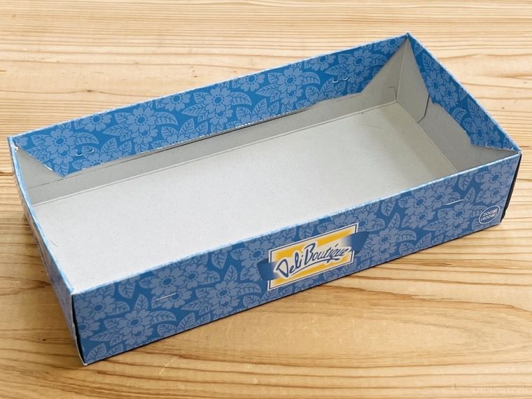 ティッシュの空き箱で作った袋麺の収納ケース