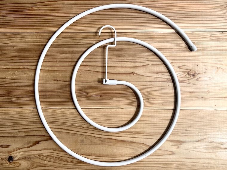 折りたたみ式スパイラルハンガー