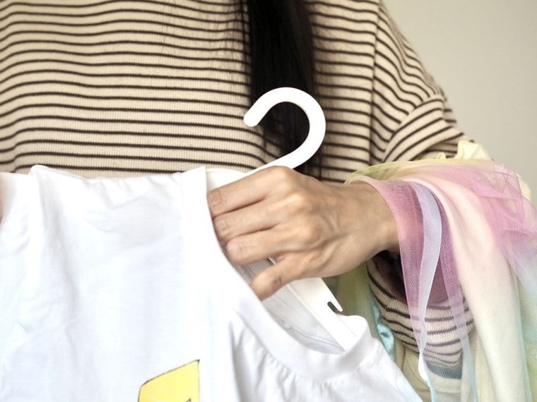 子ども服を素早く干す方法