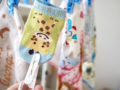 洗濯物を干す場所が増えた。結束バンド活用法に場所を取らない用意しておくと便利